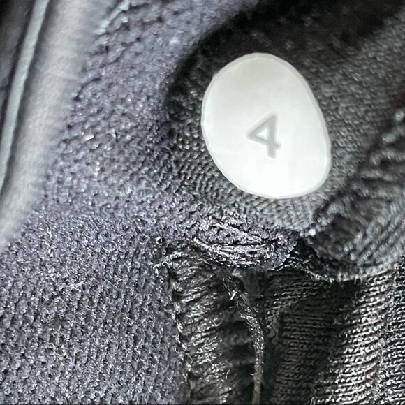 Lululemon Back on Track tank top - Picture 9 of 12